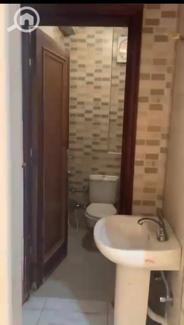 3 1000446345. jpg