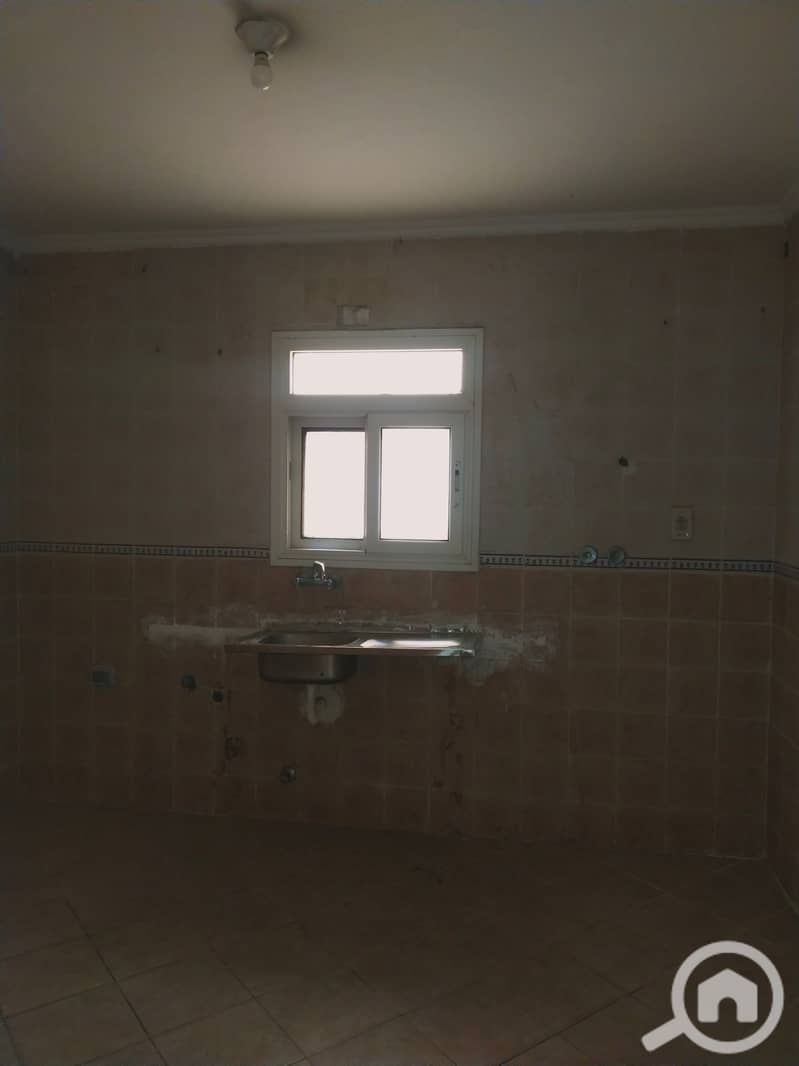 13 1000690522. jpg