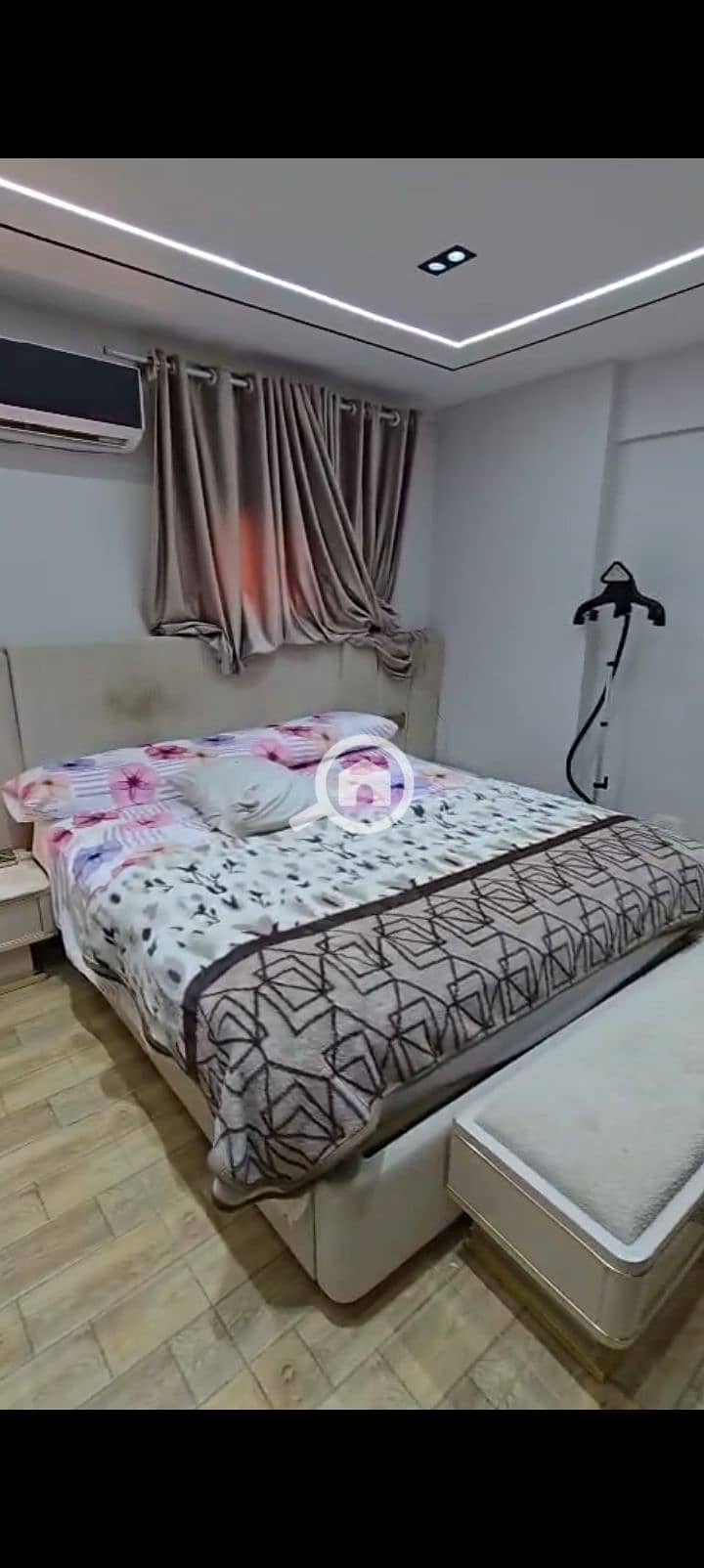 1000967364. jpg 1000967364. jpg
