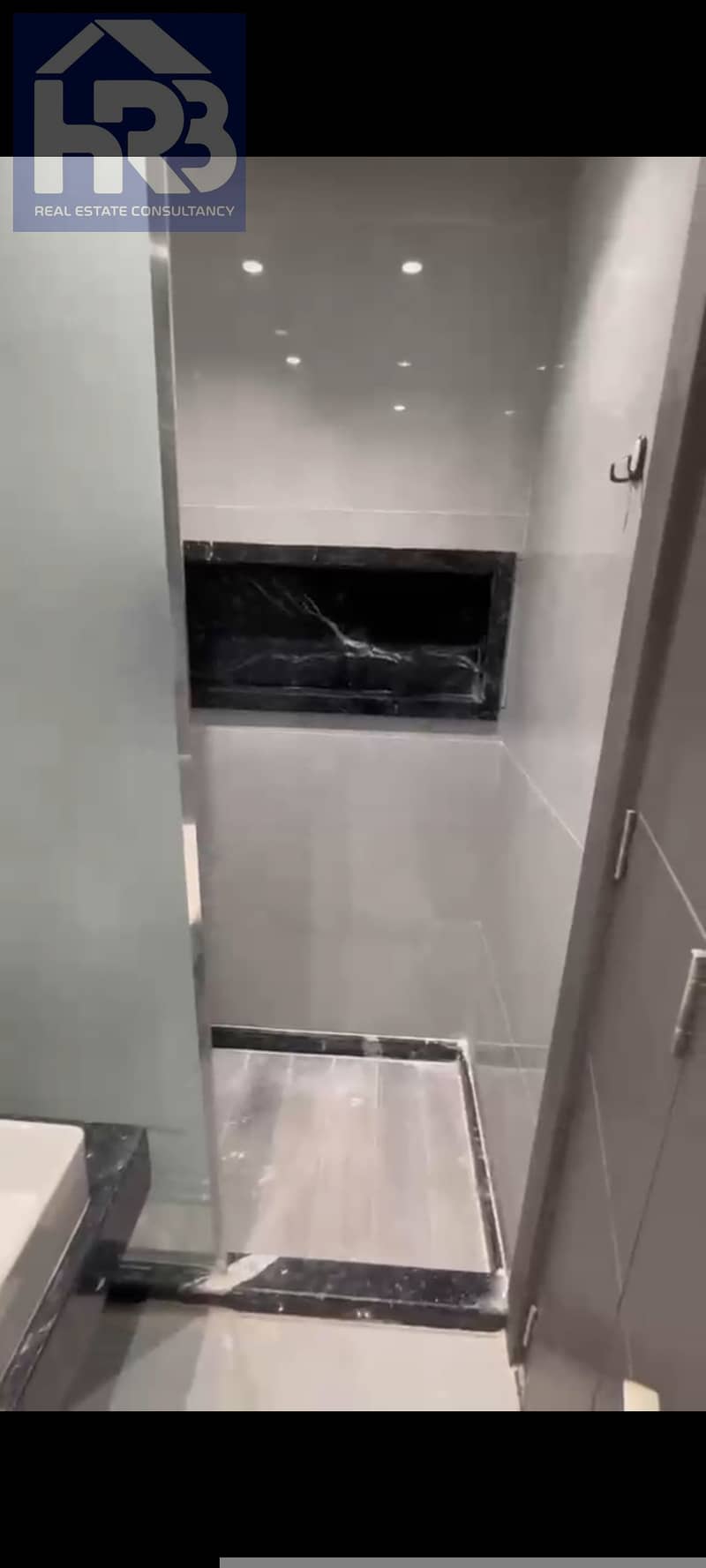 9 1000421331. jpg