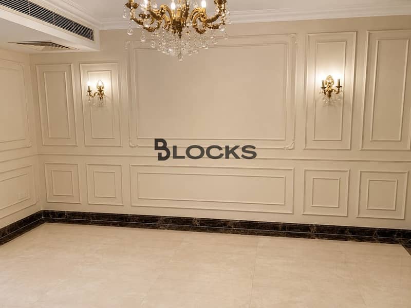 4 b195b3db-6cb1-41da-a3bf-db96978dacb7. jpg