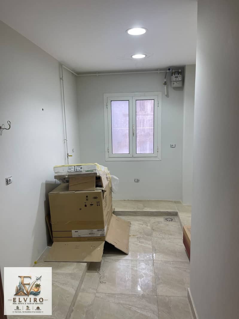 14 81da7a41-bda8-4ee9-ba51-555d9f09cc49. jpg