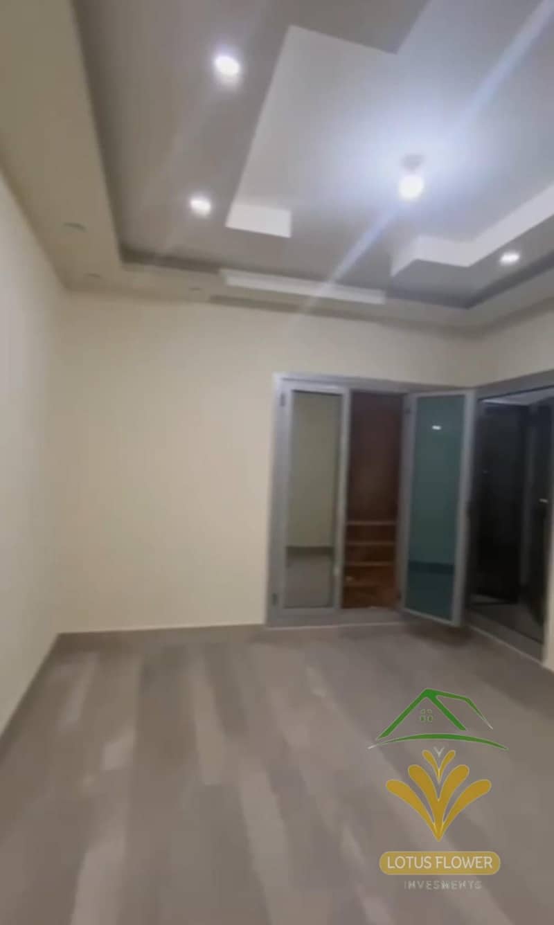 5 1001164793. jpg
