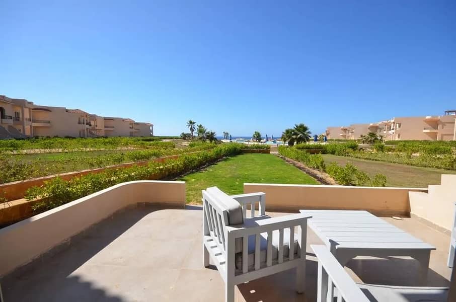 5 Coral Hills