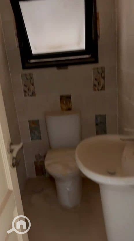 2 Videoframe_20260730_095914_com. huawei. himovie. overseas. jpg