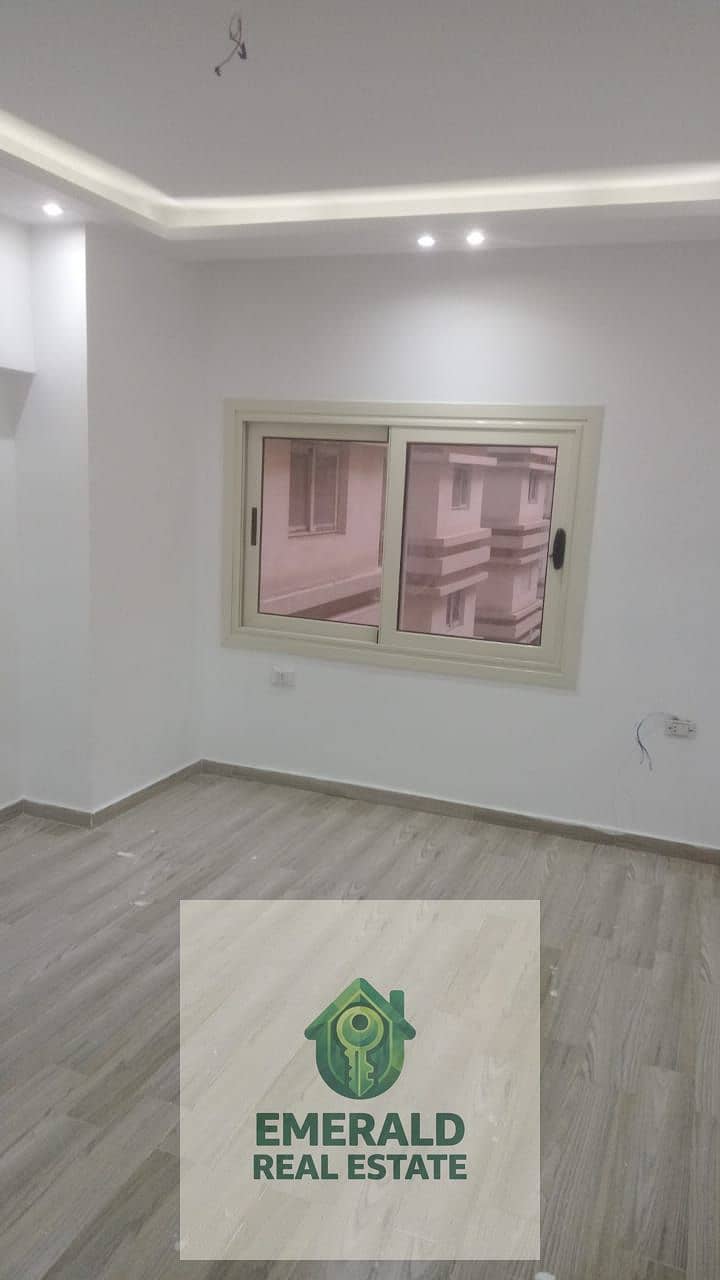 8 1000665709. jpg