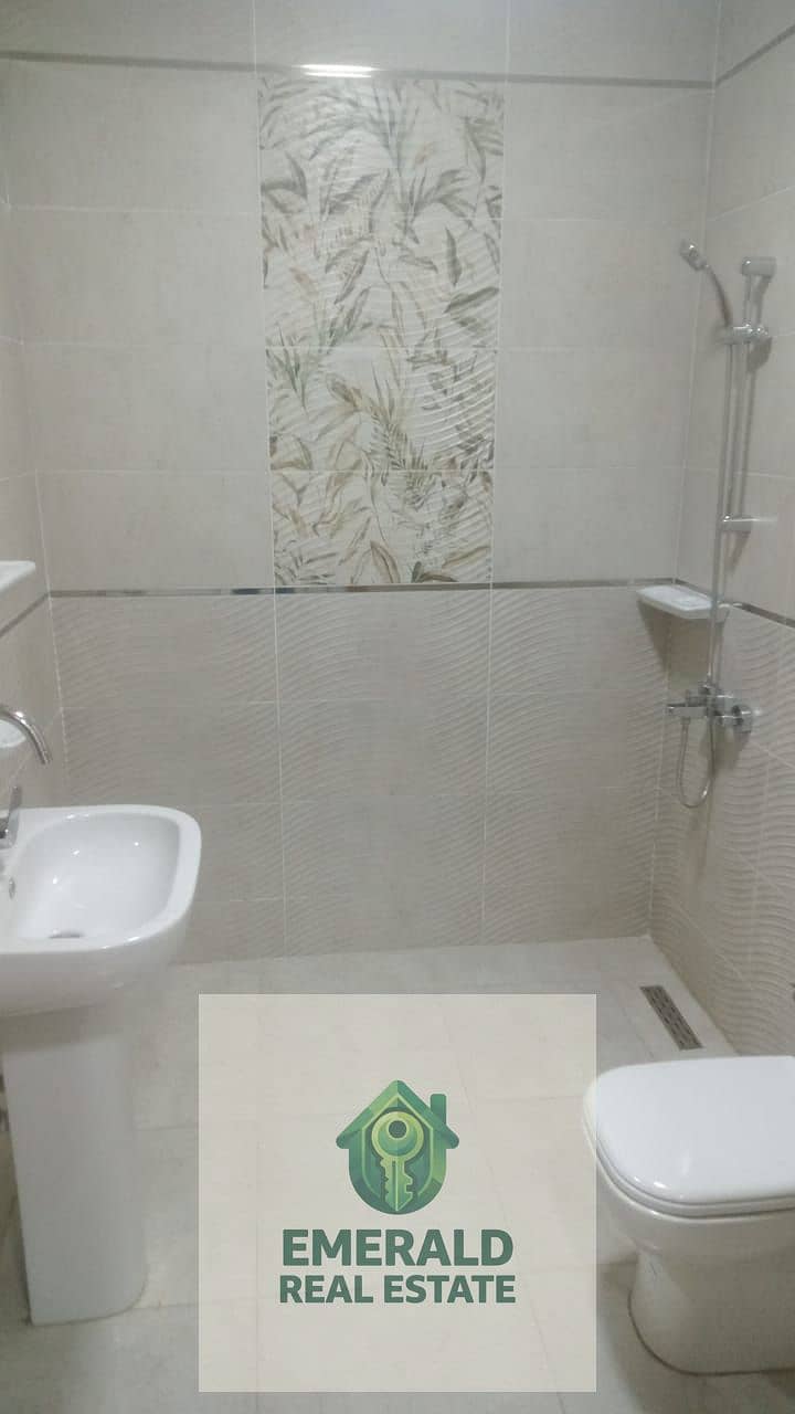 9 1000665703. jpg