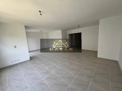 4 Bedroom Apartment for Sale in Madinaty, Cairo - fc5c6a43-8a8f-4ea4-9f2f-2f23866a68f9. jfif. jpg 4 Bedroom Apartment for Sale in Madinaty, Cairo - fc5c6a43-8a8f-4ea4-9f2f-2f23866a68f9. jfif. jpg