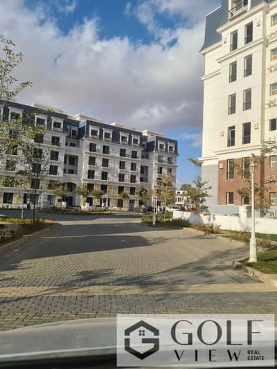 2 Bedroom Apartment for Sale in 6th of October, Giza - 20251228_152817. jpg