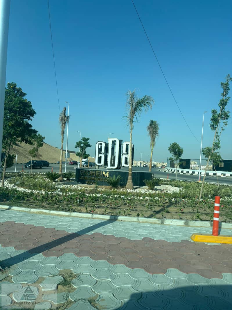 2 fe3bb73f-0418-45dd-8929-da3e28b43988. jpeg