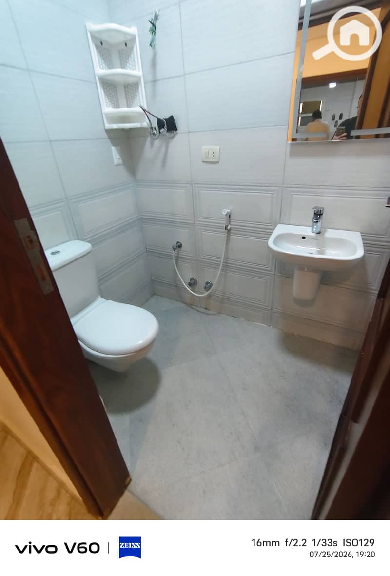 4 1000318722. jpg