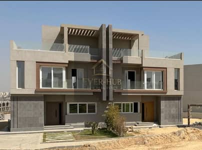 4 Bedroom Penthouse for Sale in Sheikh Zayed, Giza - WhatsApp Image 2026-04-02 at 6.22. 12 PM. jpeg 4 Bedroom Penthouse for Sale in Sheikh Zayed, Giza - WhatsApp Image 2026-04-02 at 6.22. 12 PM. jpeg