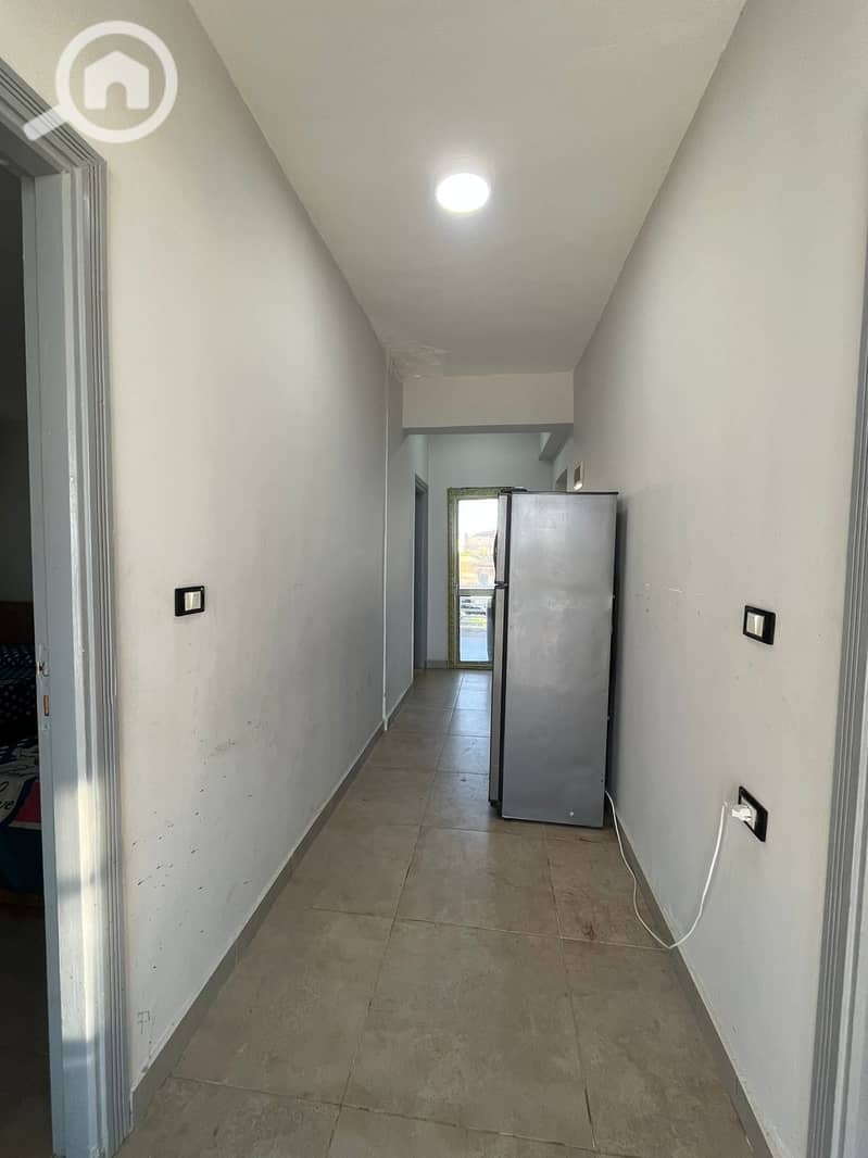9 1000256771. jpg
