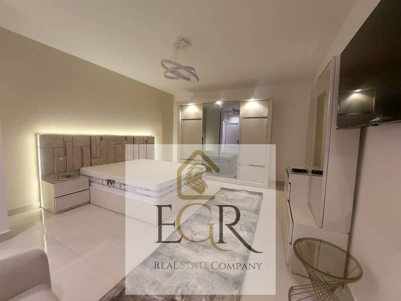 4 5c63fd63-5830-43b6-a1c9-1c25e4fa006b. jpg