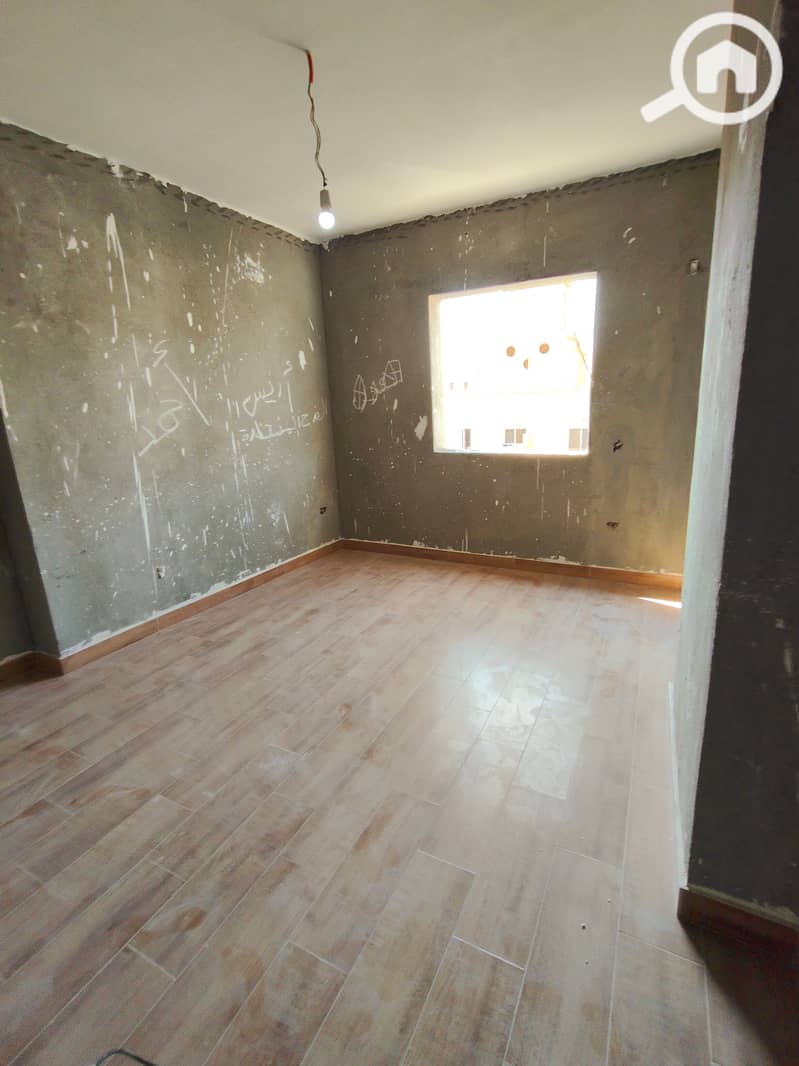 4 28983. jpg