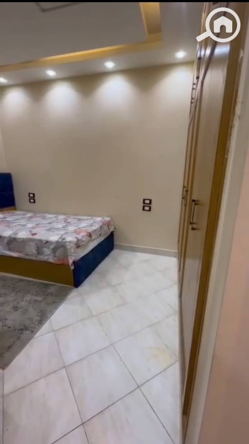 18 1000015853. jpg