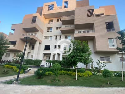 4 Bedroom Apartment for Sale in Madinaty, Cairo - c7ec5e7a-3e7f-4256-a330-af29afd705a3. jpg