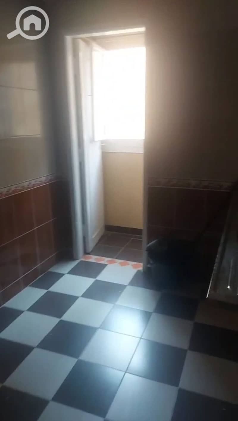 8 1000374482. jpg