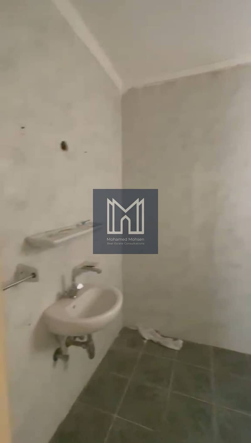 8 1001324321. jpg