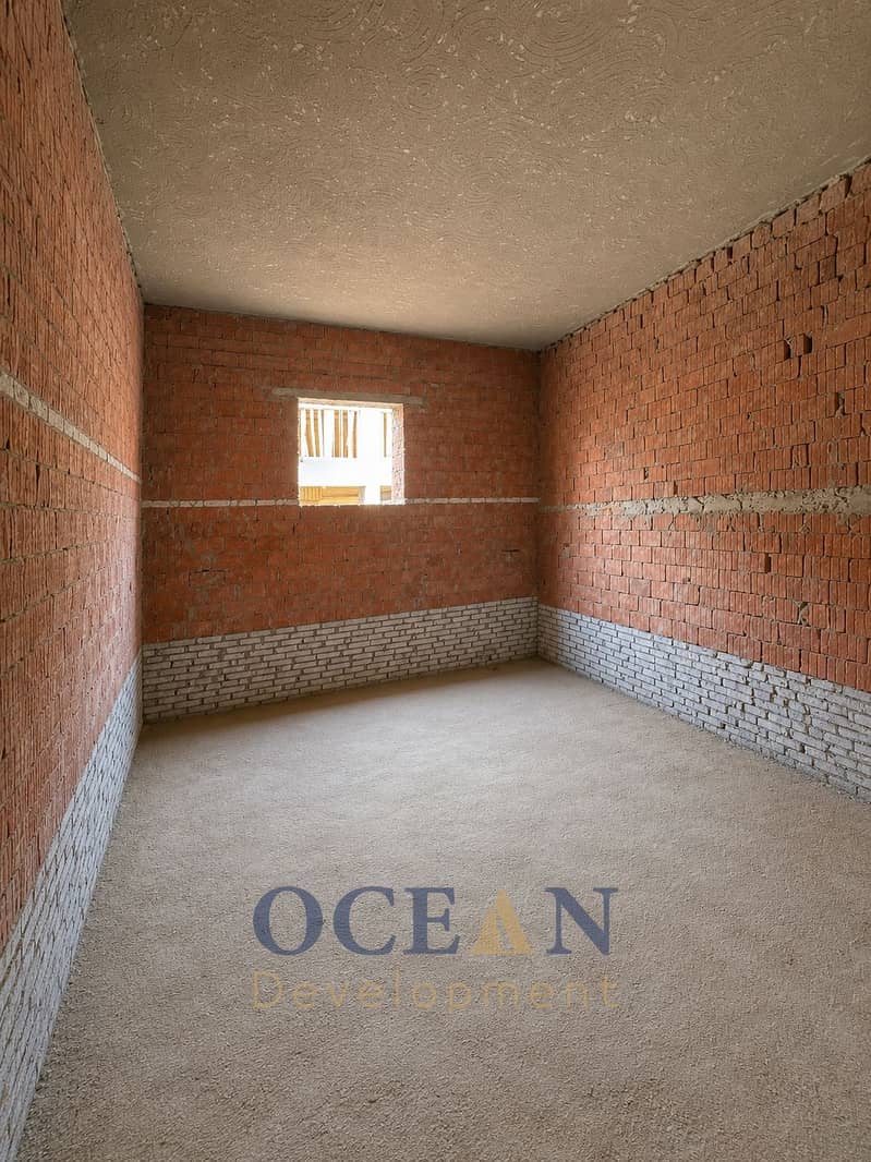 12 12. png