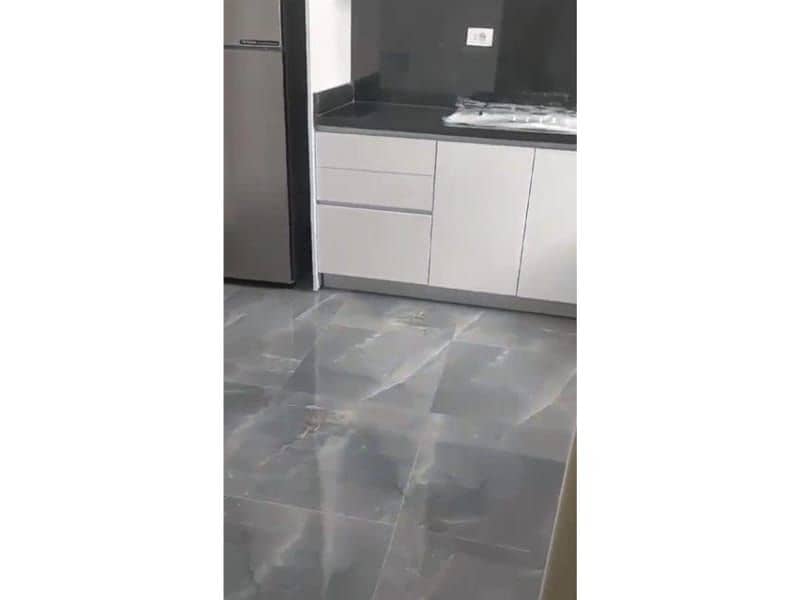 9 d97bd9e5-1d21-4f9f-a60f-855ac6f8b71c. jpg
