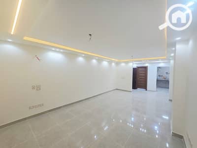 فلیٹ 3 غرف نوم للايجار في الشيخ زايد، الجيزة - 1000549428. jpg