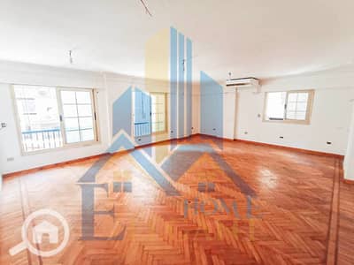 3 Bedroom Flat for Sale in Laurent, Alexandria - 1. jpg 3 Bedroom Flat for Sale in Laurent, Alexandria - 1. jpg