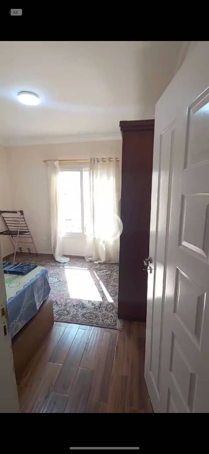 8 50143. jpg
