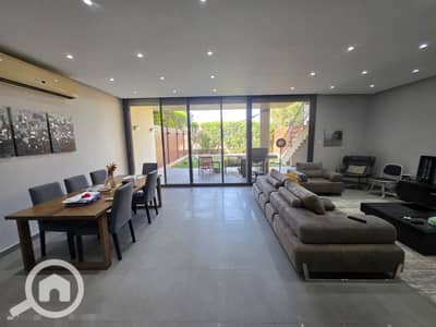 6 Bedroom Townhouse for Sale in Sheikh Zayed, Giza - WhatsApp Image 2026-07-30 at 12.19. 49 PM (2). jpeg 6 Bedroom Townhouse for Sale in Sheikh Zayed, Giza - WhatsApp Image 2026-07-30 at 12.19. 49 PM (2). jpeg