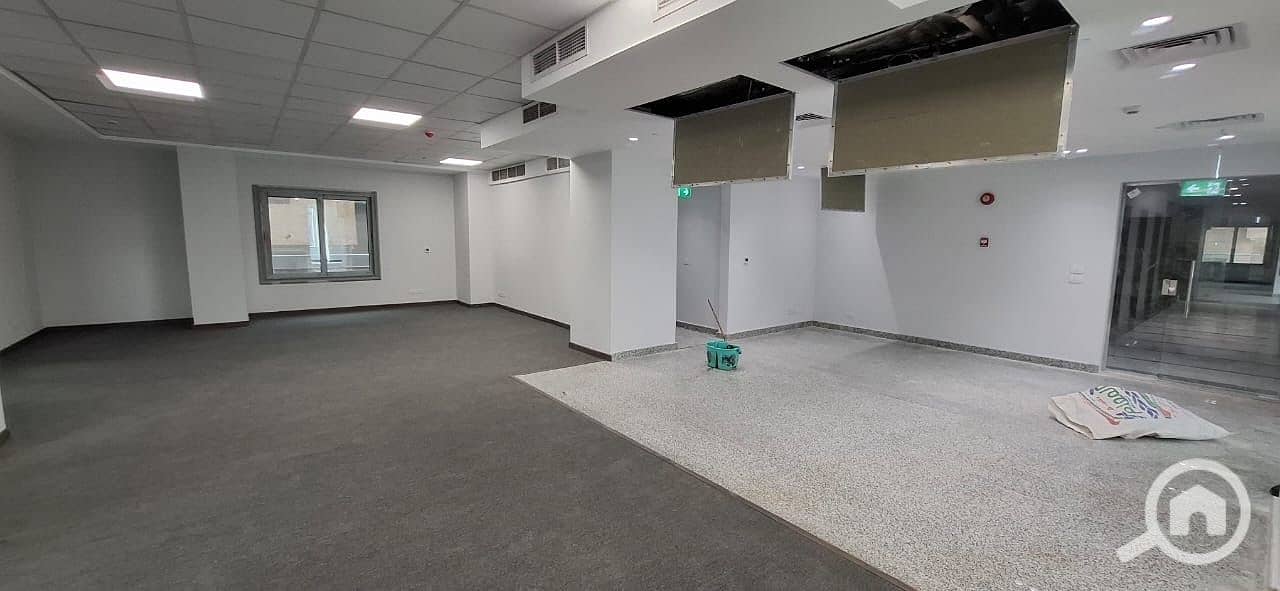 6 3225a0b9-c33d-4f90-ab39-29b8c1696541. jpg