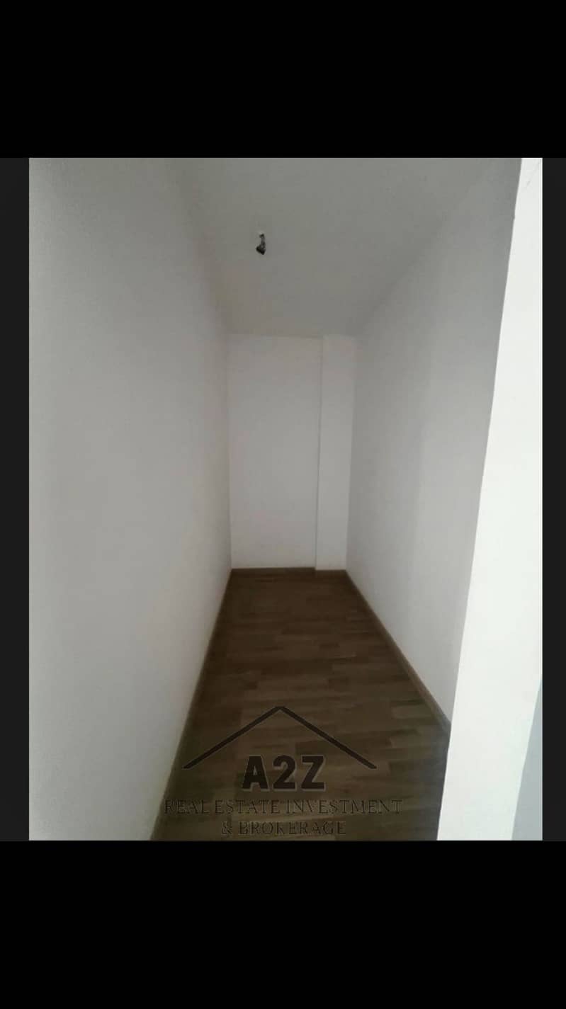 12 1001761011. jpg
