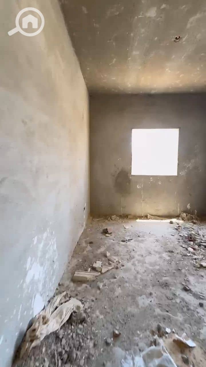 9 1001053270. jpg