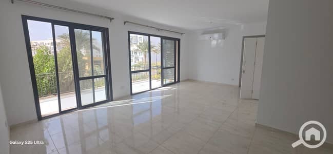3 Bedroom Apartment for Rent in New Cairo, Cairo - deaa722c-98a4-4d4b-80cb-bd28a642cc56. jpg 3 Bedroom Apartment for Rent in New Cairo, Cairo - deaa722c-98a4-4d4b-80cb-bd28a642cc56. jpg