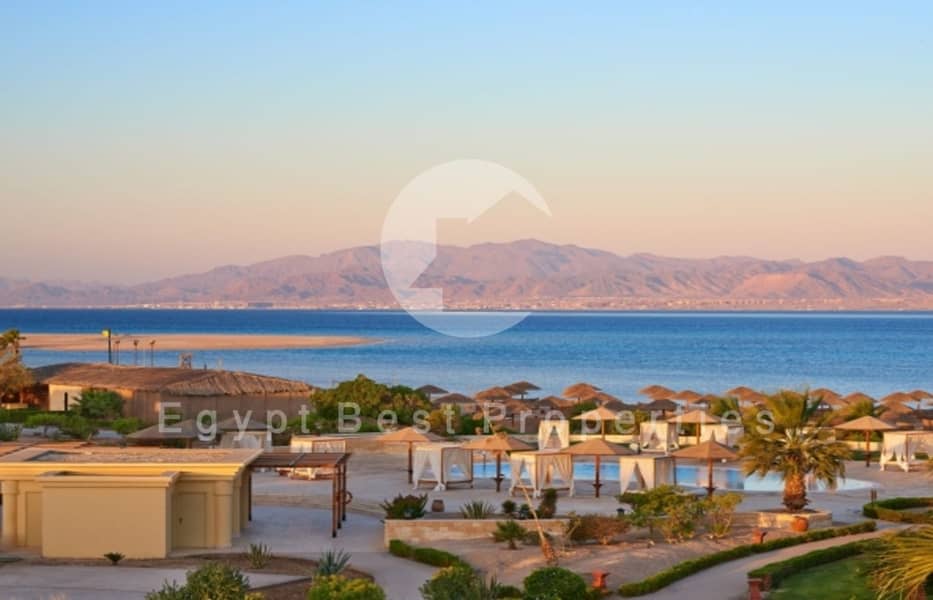 5 EXEC-Executive-suite-Seaview-scaled-1-592x444. jpg