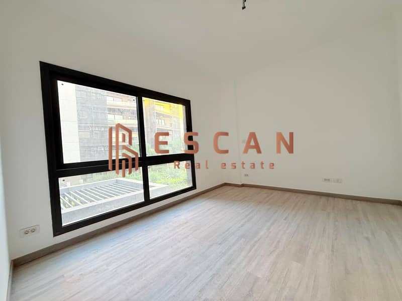 13 ec23be34-1537-48a2-8a32-290bd8f799d2. jpg