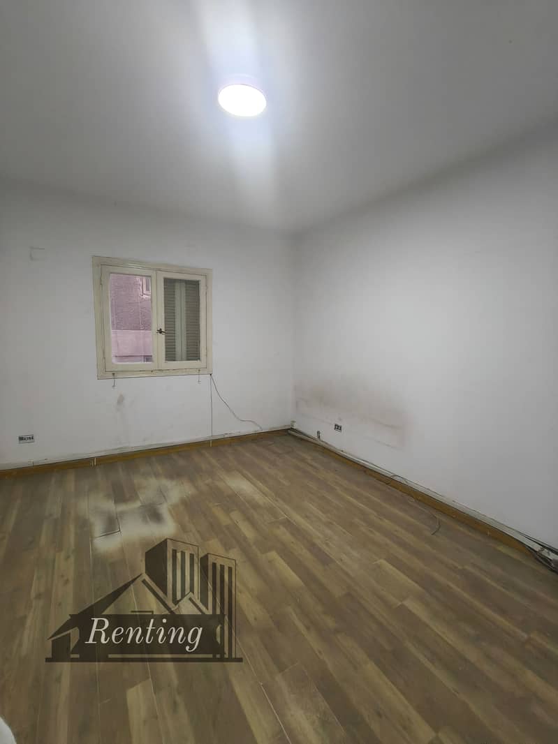 8 1000815453. jpg
