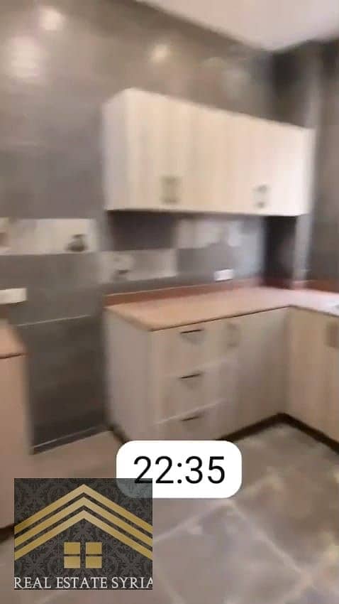 5 1000530245. jpg