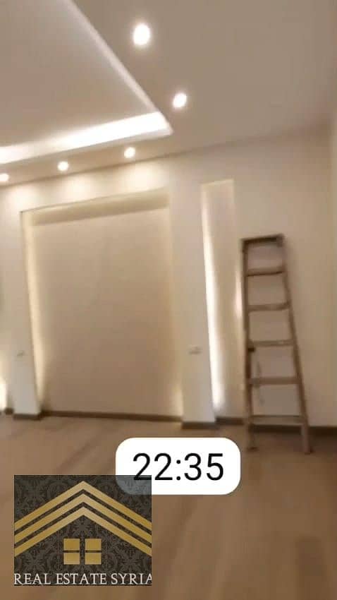 17 1000530256. jpg