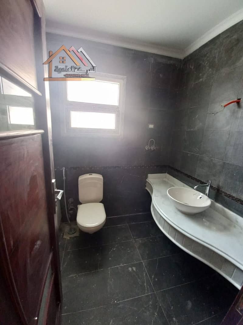 2 1e7d21f9-ef68-47b9-8577-e4263129e565 - Copy. jpg