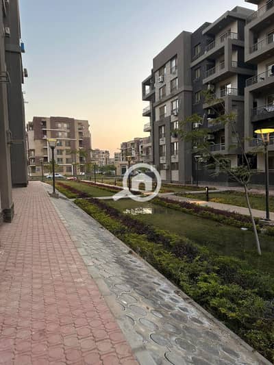 فلیٹ 3 غرف نوم للبيع في 6 اكتوبر، الجيزة - 719069356_122171292626947955_1853079336701354565_n. jpg