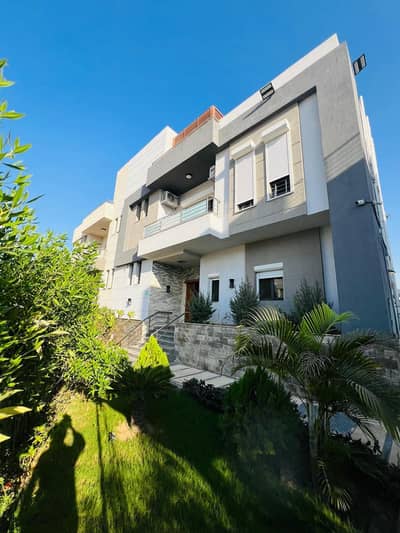 3 Bedroom Twin House for Sale in Shorouk City, Cairo - تخفيض فى السعر لسرعة البيع فيلا توين هاوس للبيع بكمبوند وصال 3 Bedroom Twin House for Sale in Shorouk City, Cairo - تخفيض فى السعر لسرعة البيع فيلا توين هاوس للبيع بكمبوند وصال