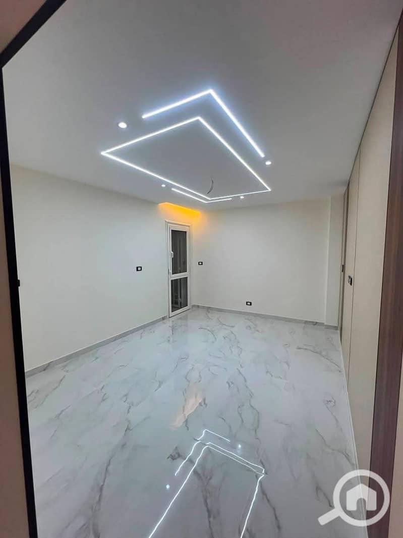 3 1000705558. jpg