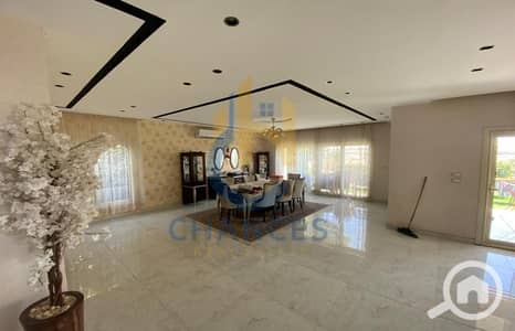 4 Bedroom Villa for Sale in Katameya, Cairo - WhatsApp-Image-2026-02-11-at-2.47. 31-PM. jpg 4 Bedroom Villa for Sale in Katameya, Cairo - WhatsApp-Image-2026-02-11-at-2.47. 31-PM. jpg
