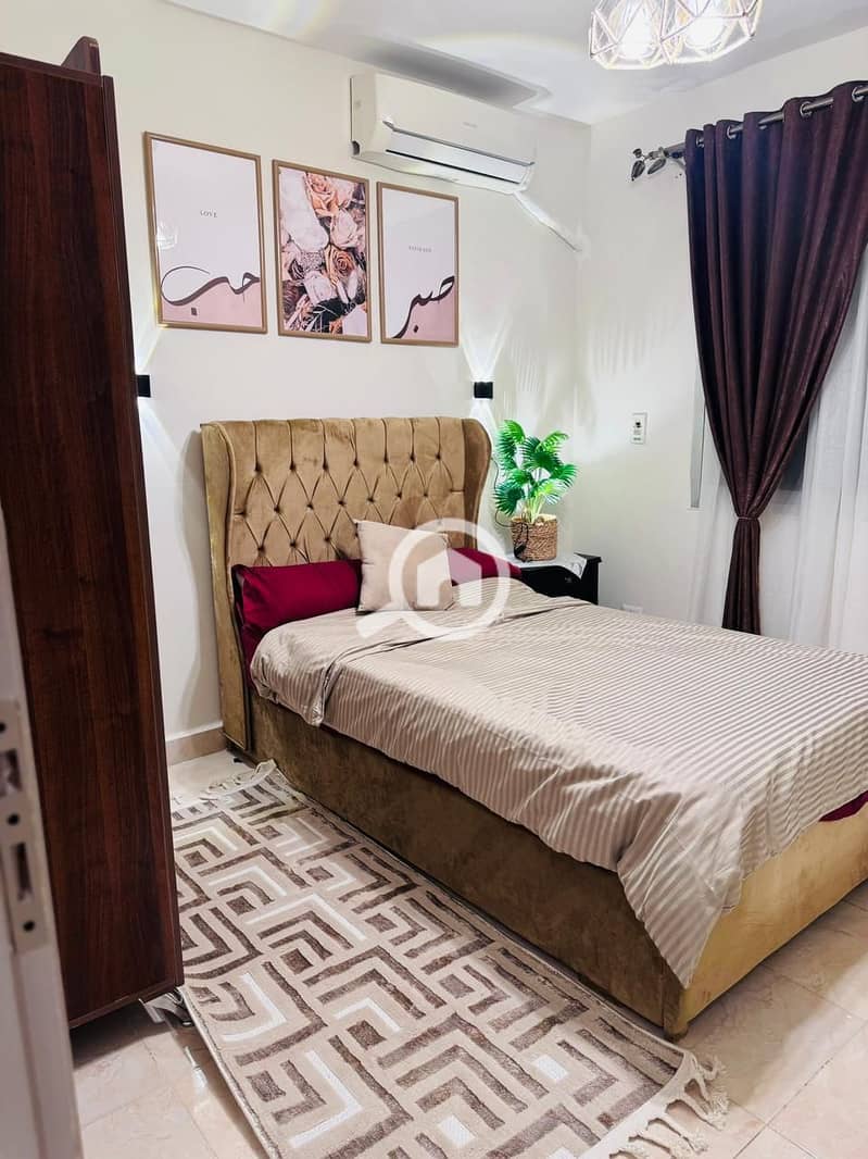 3 33141. jpg