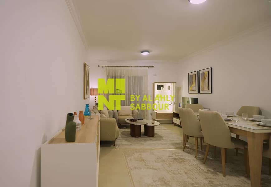 2 fustat interior shot. png