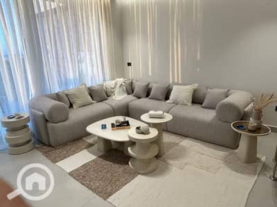 2 Bedroom Flat for Sale in Sheikh Zayed, Giza - IMG-20260317-WA0006. jpg