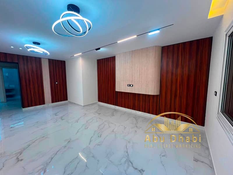 9 dfeb7cdb-17c3-4cc0-be0b-3a727aaf2ce8. jpg