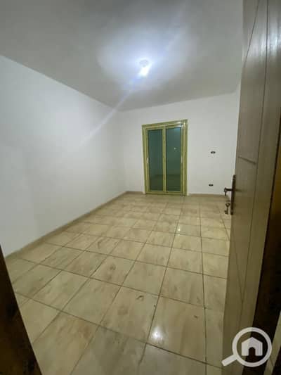 Office for Rent in Sporting, Alexandria - c8b11a0a-056e-4b1c-9314-570ad15b1289. jpg