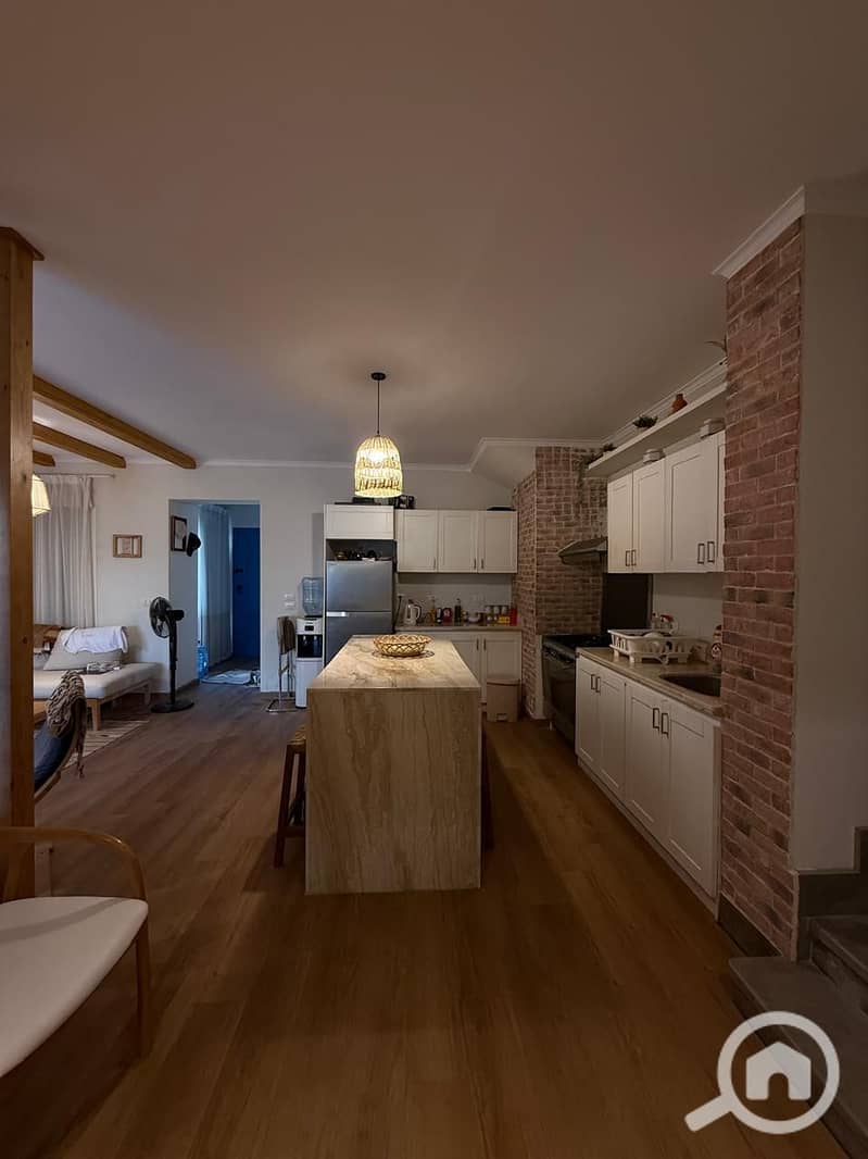 8 710106b3-e767-4465-970e-dd72e2bd4f2c. jpg