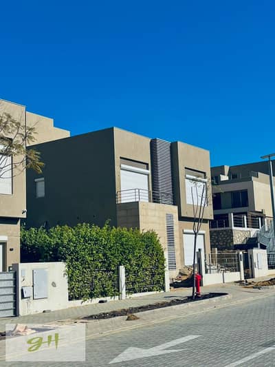 4 Bedroom Villa for Sale in New Cairo, Cairo - WhatsApp Image 2026-01-07 at 15.30. 02 (1). jpeg 4 Bedroom Villa for Sale in New Cairo, Cairo - WhatsApp Image 2026-01-07 at 15.30. 02 (1). jpeg